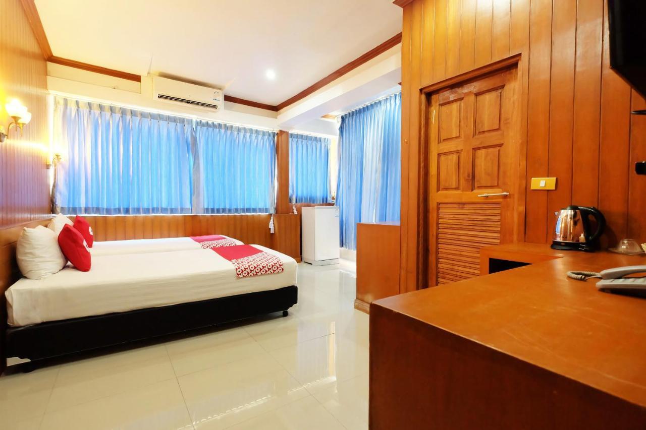 Oyo 485 Million Patong Beach Resort Eksteriør bilde